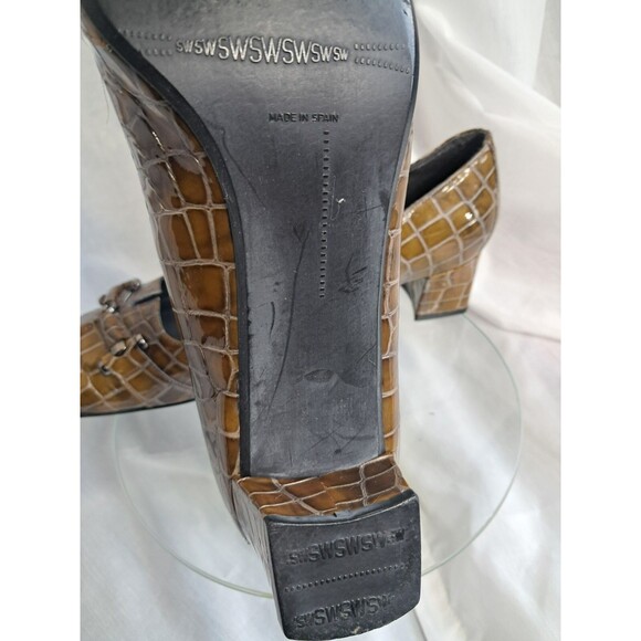 Stuart Weitzman Womens Pumps Brown Square Toe Buckle Croc Embossed Sz 8.5 - Picture 16 of 16